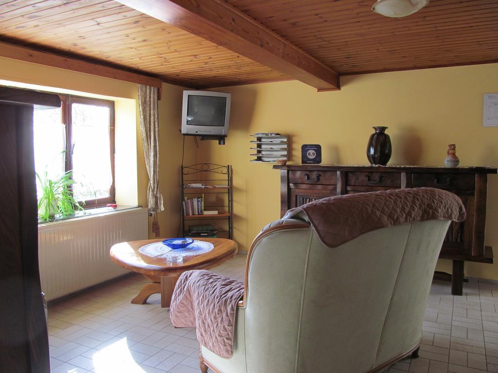 Les Chevrefeuilles Villa Walcourt Luaran gambar